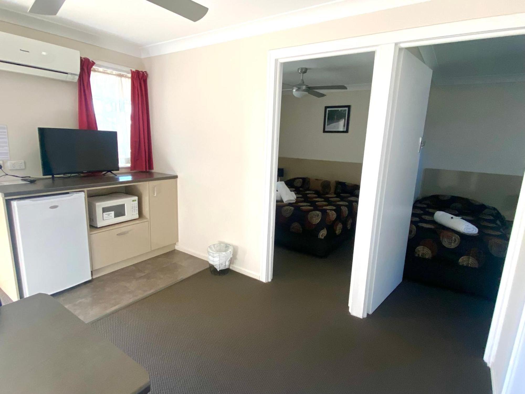 High Street Motor Inn Stanthorpe Buitenkant foto